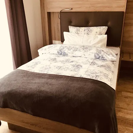 Langhans 3* Abstatt