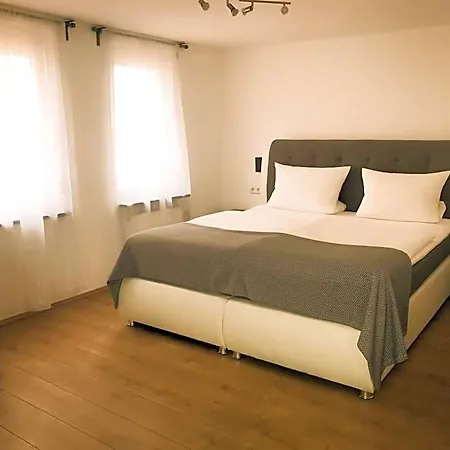 Langhans 3*