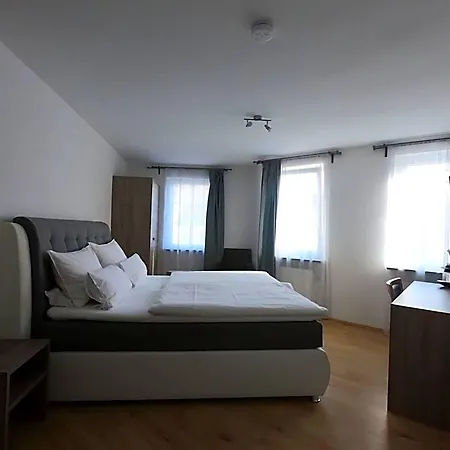 Langhans 3*