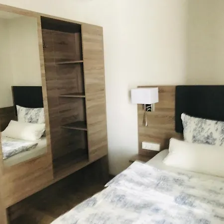 ホテル Langhans Abstatt